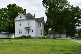 216 Cleveland Ave W, Winnebago, MN 56098 - Photo 2
