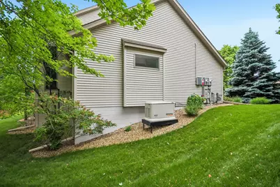 1066 Cripple Creek Pass, Lino Lakes, MN 55038 - Photo 24