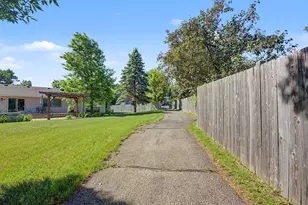 11120 Hampshire Ct E, Champlin, MN 55316 - Photo 24