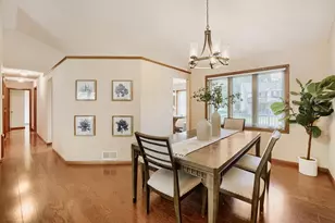 17390 Greenview Cir, Lakeville, MN 55044 - Photo 8