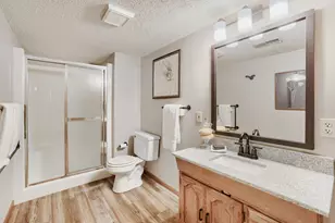 17390 Greenview Cir, Lakeville, MN 55044 - Photo 26