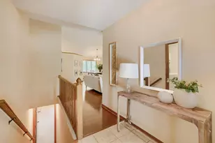 17390 Greenview Cir, Lakeville, MN 55044 - Photo 4