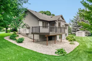 17390 Greenview Cir, Lakeville, MN 55044 - Photo 28