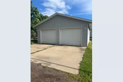 211 E Broadway Street, Redwood Falls, MN 56283 - Photo 2