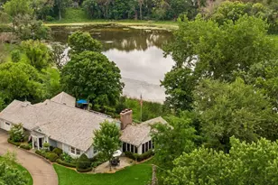 17803 Maple Hill Rd, Wayzata, MN 55391 - Photo 2