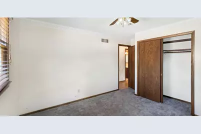 102 Southview Drive, Marshall, MN 56258 - Photo 16