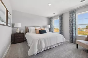 2021 Aquarius Dr, Shakopee, MN 55379 - Photo 10