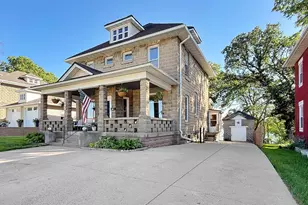 303 Lake Ave, Fairmont, MN 56031 - Photo 2