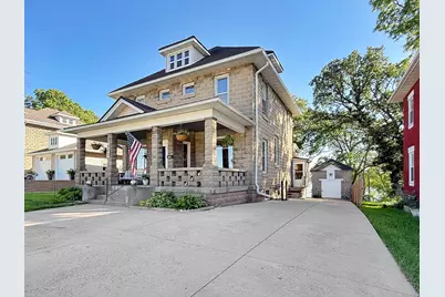 303 Lake Avenue, Fairmont, MN 56031 - Photo 2