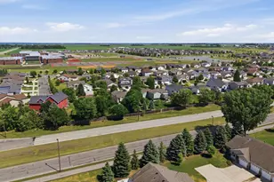 1403 35th Street Circle S, Moorhead, MN 56560 - Photo 32