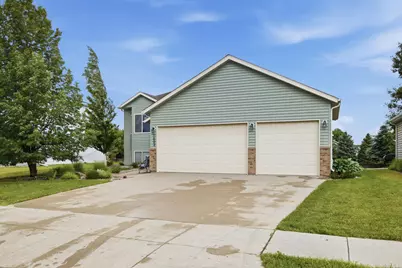 1403 35th Street Circle S, Moorhead, MN 56560 - Photo 2