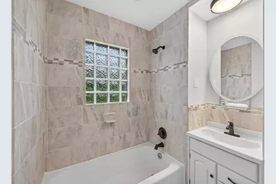3815 Yates Avenue N, Crystal, MN 55422 - Photo 10