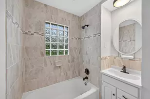 3815 Yates Ave N, Crystal, MN 55422 - Photo 10