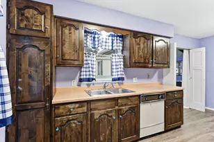 1313 Birmingham St, Saint Paul, MN 55106 - Photo 10