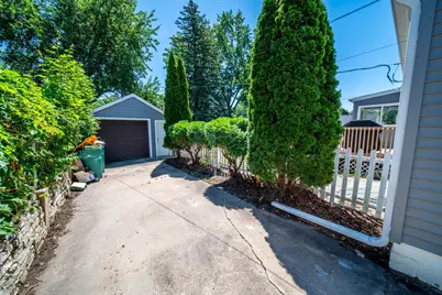 1550 7 1/2 Avenue NE, Rochester, MN 55906 - Photo 56