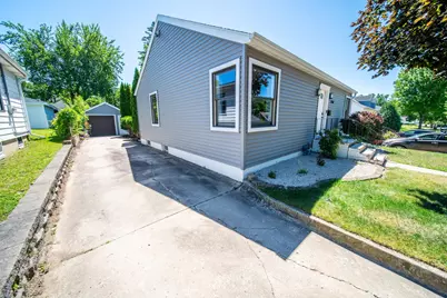 1550 7 1/2 Avenue NE, Rochester, MN 55906 - Photo 6