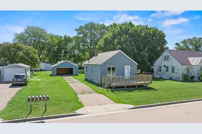 133 4th Street, Dawson, MN 56232 - Photo 2