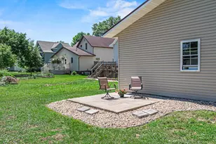 313 7th St W, Canby, MN 56220 - Photo 4