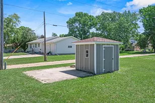 313 7th St W, Canby, MN 56220 - Photo 6