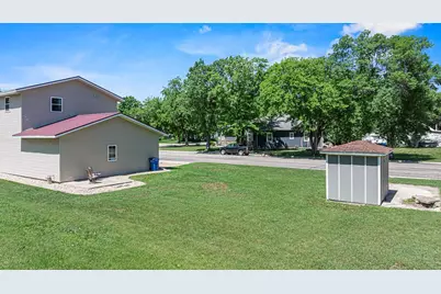 313 7th Street W, Canby, MN 56220 - Photo 8