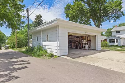 213 2nd Street E, Jasper, MN 56144 - Photo 4