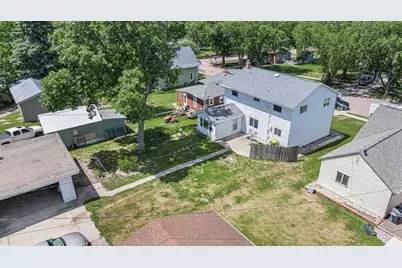 213 2nd Street E, Jasper, MN 56144 - Photo 8
