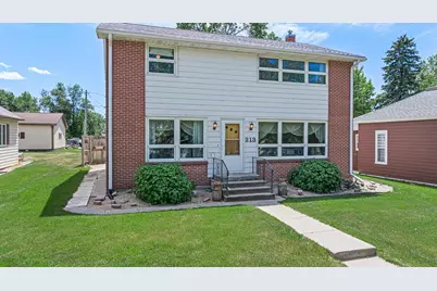 213 2nd Street E, Jasper, MN 56144 - Photo 2