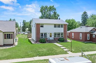 213 2nd Street E, Jasper, MN 56144 - Photo 1