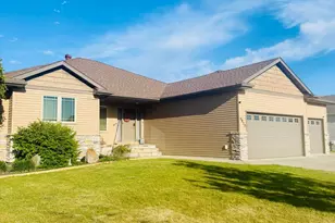 6810 24th Street S, Fargo, ND 58104 - Photo 2