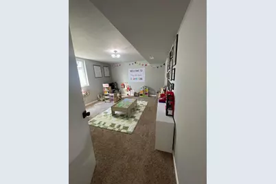 901 22nd Avenue SW, Austin, MN 55912 - Photo 32