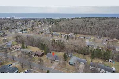 56 Nelson Drive, Silver Bay, MN 55614 - Photo 18