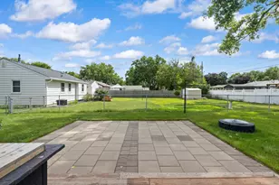 4857 Kentucky Ave N, Crystal, MN 55428 - Photo 20