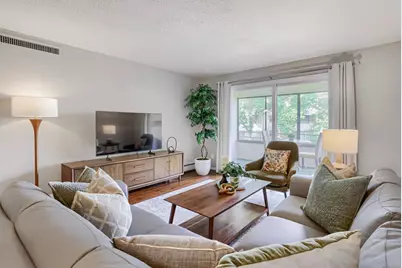 10600 43rd Avenue N #202, Plymouth, MN 55442 - Photo 2