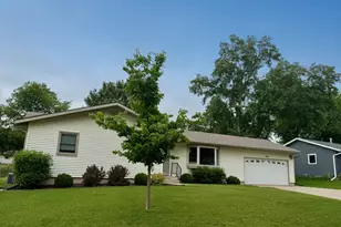 936 Linda Ave, Red Wing, MN 55066 - Photo 2