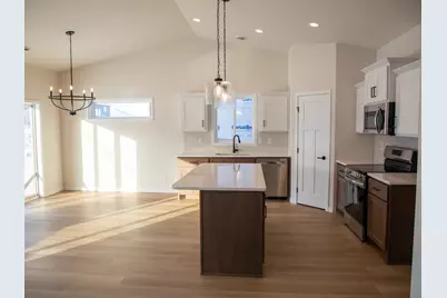 7361 26 Street S, Fargo, ND 58104 - Photo 4