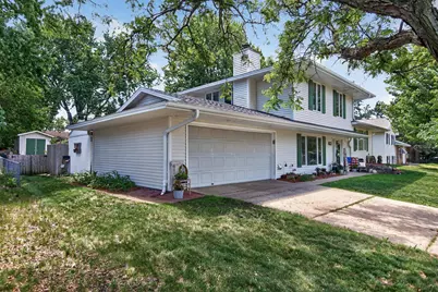 1094 Lowell Drive, Apple Valley, MN 55124 - Photo 2