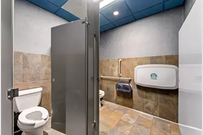 1111 Hennepin Avenue, Minneapolis, MN 55403 - Photo 16