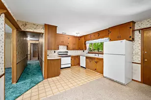 1125 Oakview Ln N, Plymouth, MN 55441 - Photo 6