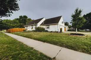 856 16th St SE, Rochester, MN 55904 - Photo 2