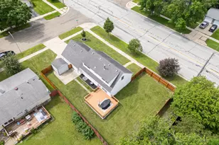 856 16th St SE, Rochester, MN 55904 - Photo 2