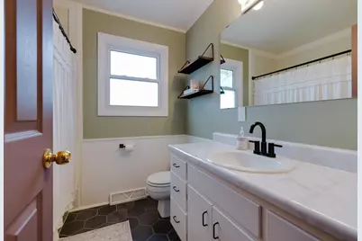 856 16th Street SE, Rochester, MN 55904 - Photo 22