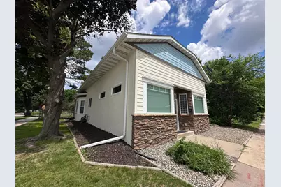 1701 Lowry Avenue NE, Minneapolis, MN 55418 - Photo 2