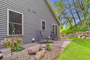2211 Ridgedale Dr SE, Alexandria, MN 56308 - Photo 18