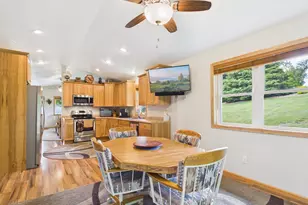 2211 Ridgedale Dr SE, Alexandria, MN 56308 - Photo 10
