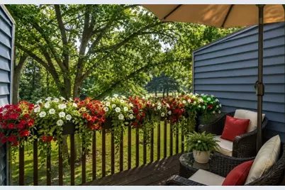 5942 Fernwood Street, Shoreview, MN 55126 - Photo 8
