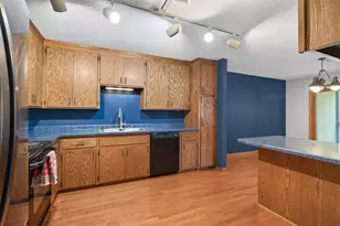 72 Garden Dr, Burnsville, MN 55337 - Photo 16