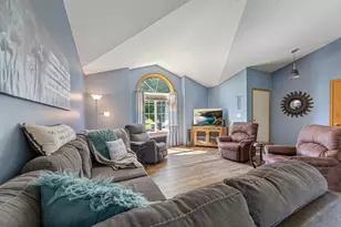 1555 Cornerstone Ln, Owatonna, MN 55060 - Photo 8