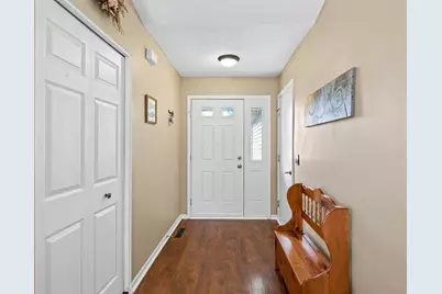7833 Jorgensen Avenue S, Cottage Grove, MN 55016 - Photo 4