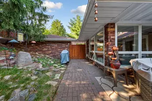 716 N 8th St, Saint Peter, MN 56082 - Photo 6