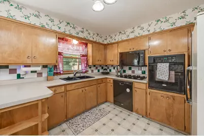 305 Maywood Avenue, Eagle Lake, MN 56024 - Photo 12